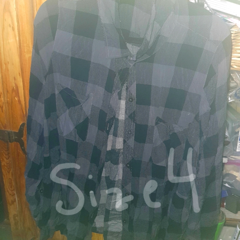 Torrid top size 4